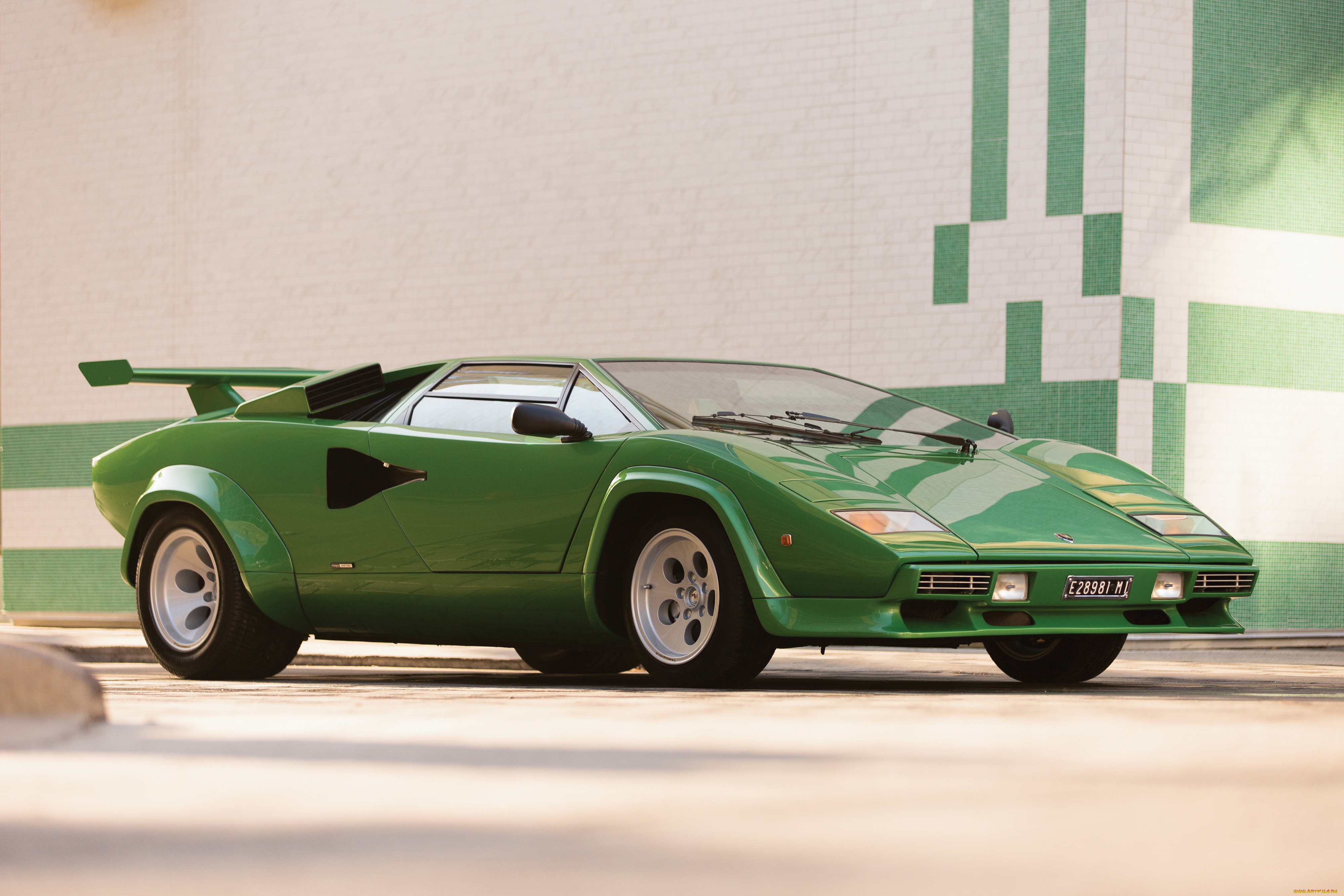 , lamborghini